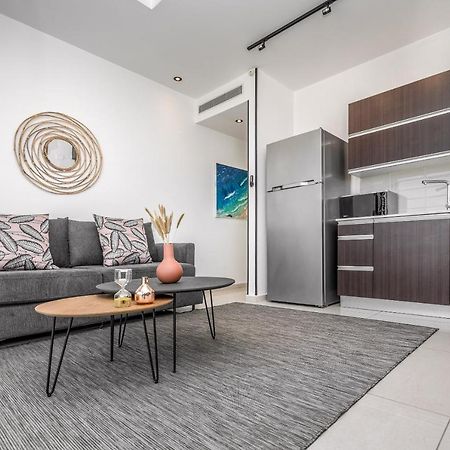 Superb 1,5 Bdr W Balcony Close To The Beach Tel Aviv Bagian luar foto