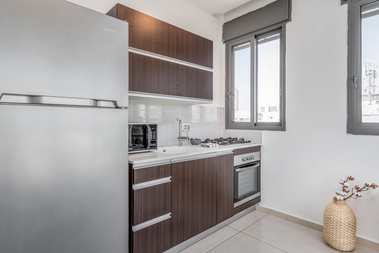 Superb 1,5 Bdr W Balcony Close To The Beach Tel Aviv Bagian luar foto